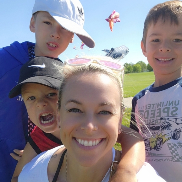 Meet your Posher, Matesi - Picture 2 of 2